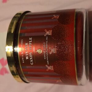 BNWT Bath and Body Works Winter Candy Apple 3 wick candle
